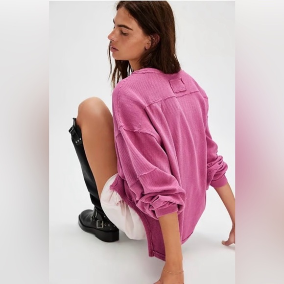 FREE PEOPLE x We The Free "Total Eclipse" Tee  size extra small - Picture 4 of 11